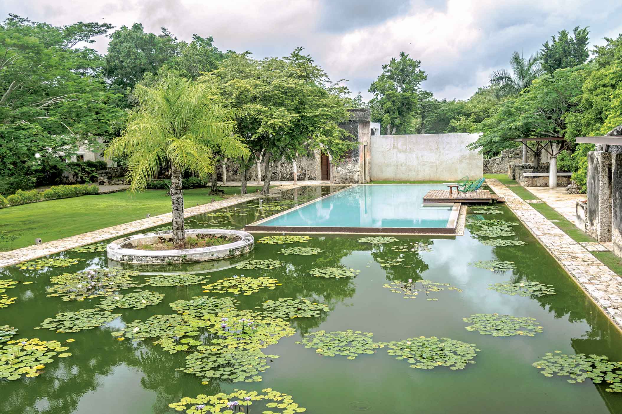 Hacienda Tamchen: The Importance of Water  in Design